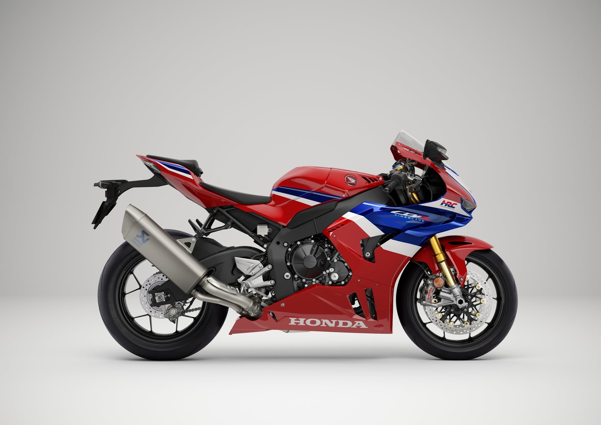 2024-cbr1000rr-r_studio_grand_prix_red_sp_rh-side_s.jpg