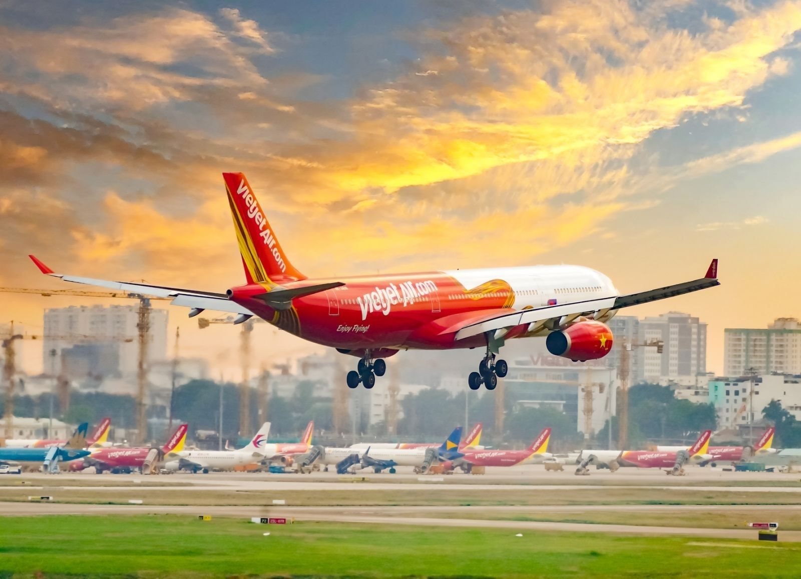 Vietjet, Nam Kim cùng loạt ông lớn 'vượt ngàn chông gai' quay lại với VNR500, Đèo Cả, Masterise lần đầu góp mặt