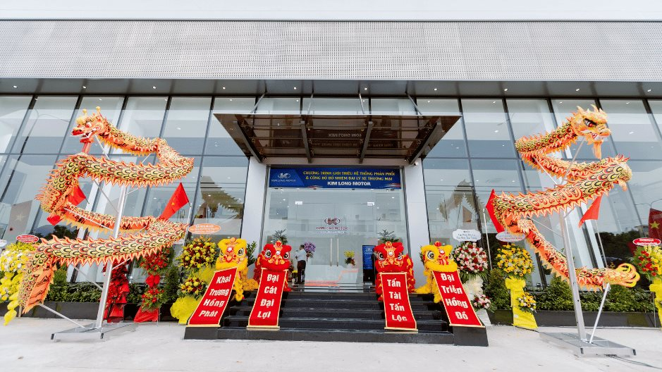 "Vua đào hầm" đặt xe của Kimlong Motor để phục vụ các hoạt động của tập đoàn