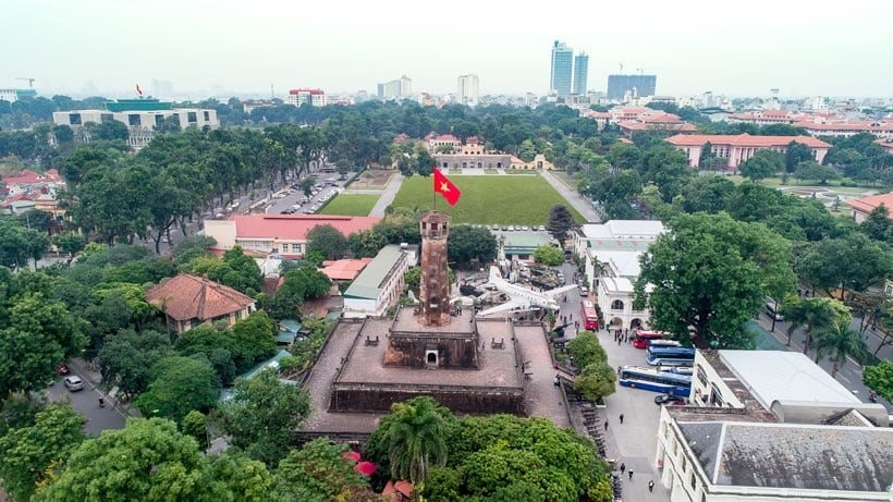 Năm 2025: Việt Nam phấn đấu tăng trưởng GDP 7,5%, Campuchia đặt mục tiêu cao hay thấp hơn?