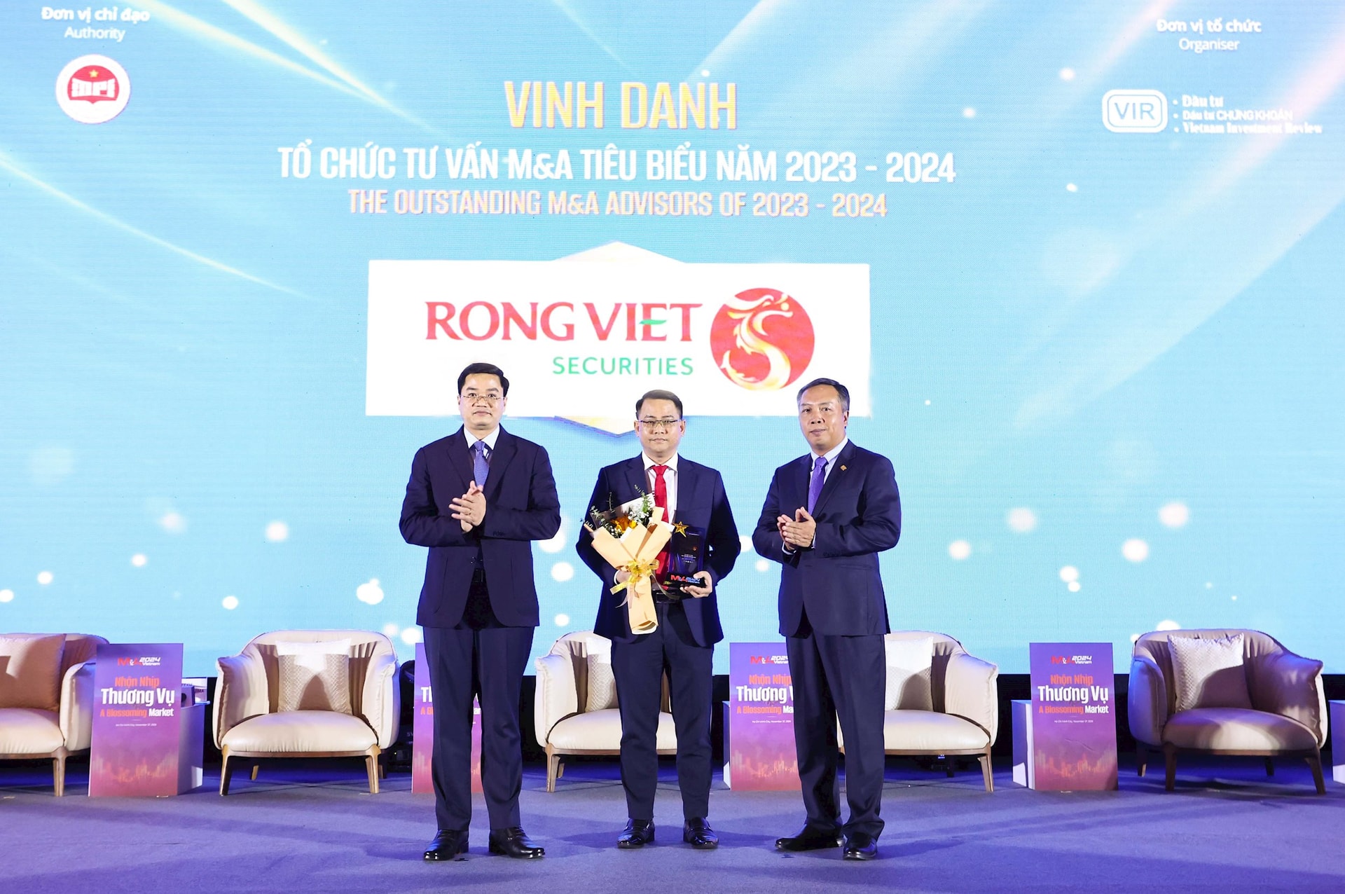 Chứng khoán Rồng Việt được vinh danh giải thưởng “Nhà tư vấn M&A tiêu biểu 2023 – 2024”