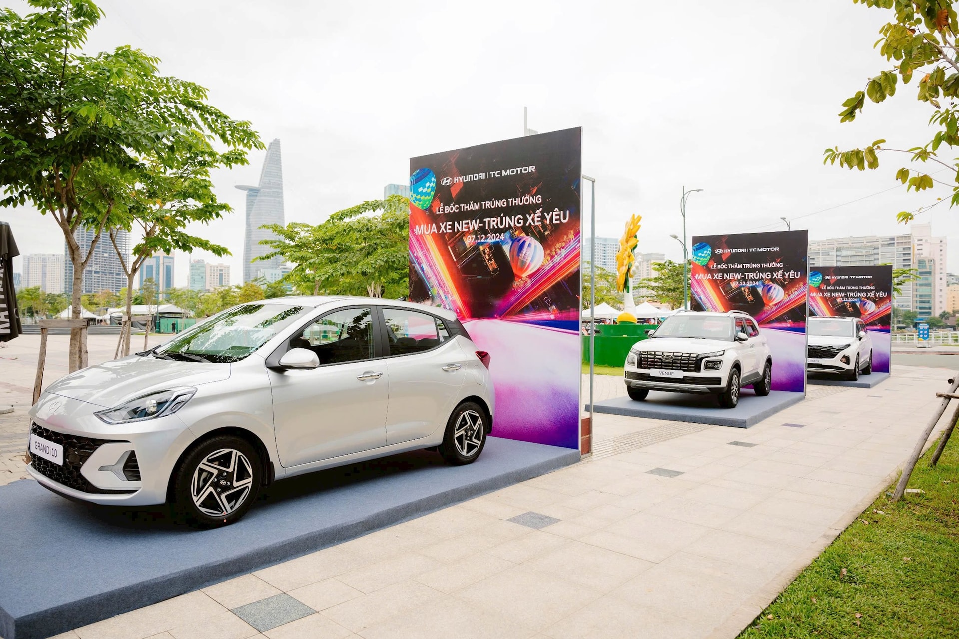 Mua xe trúng xe là có thật: Hyundai Thành Công vừa trao 3 chiếc xe cho khách trong chương trình ‘Mua xe new – Trúng xế yêu’