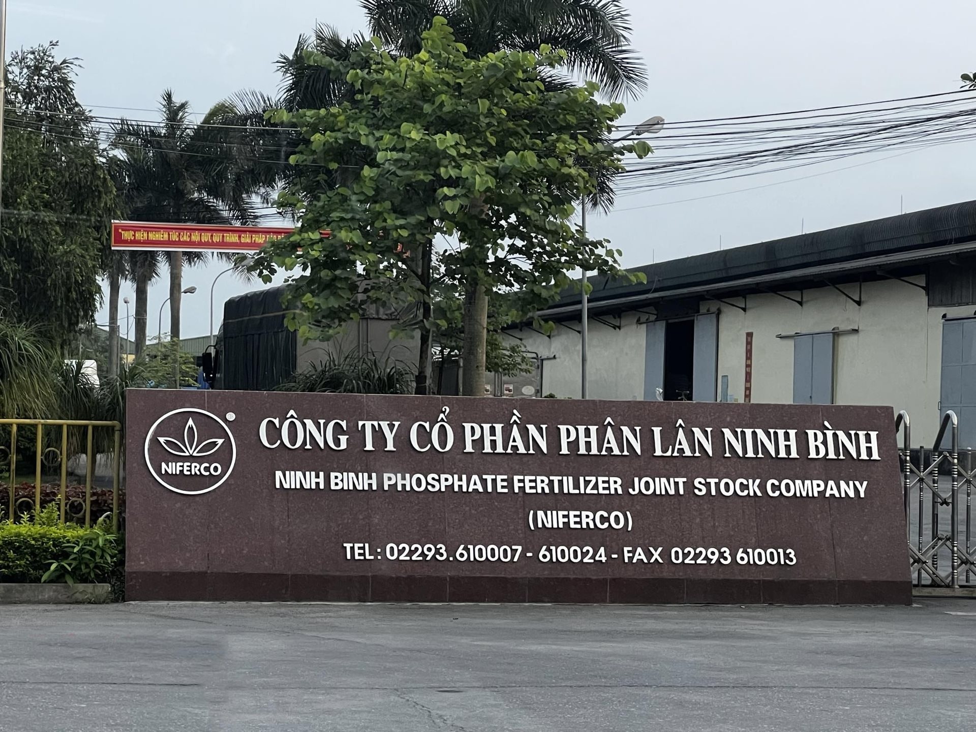 Sử dụng hoá đơn không hợp pháp, Công ty Cổ phần Phân lân Ninh Bình (NFC) bị xử phạt