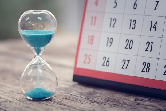 Cổ đông Nhà nước hé lộ “deadline” thoái vốn, một cổ phiếu bảo hiểm “bốc đầu” lập đỉnh mới