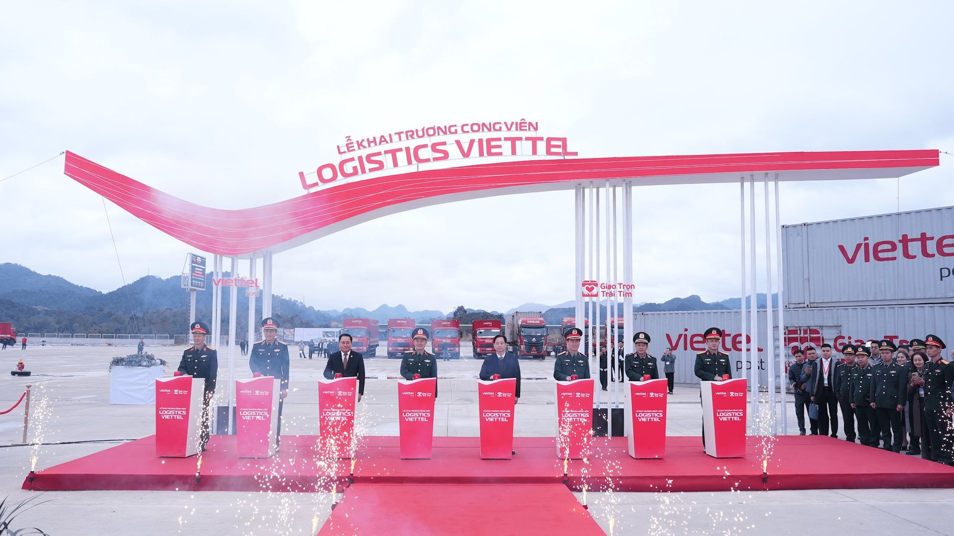 10 sự kiện Logistics Việt Nam năm 2024: Thông qua chủ trương đầu tư đường sắt cao tốc Bắc - Nam, khai trương Công viên Logistics Viettel