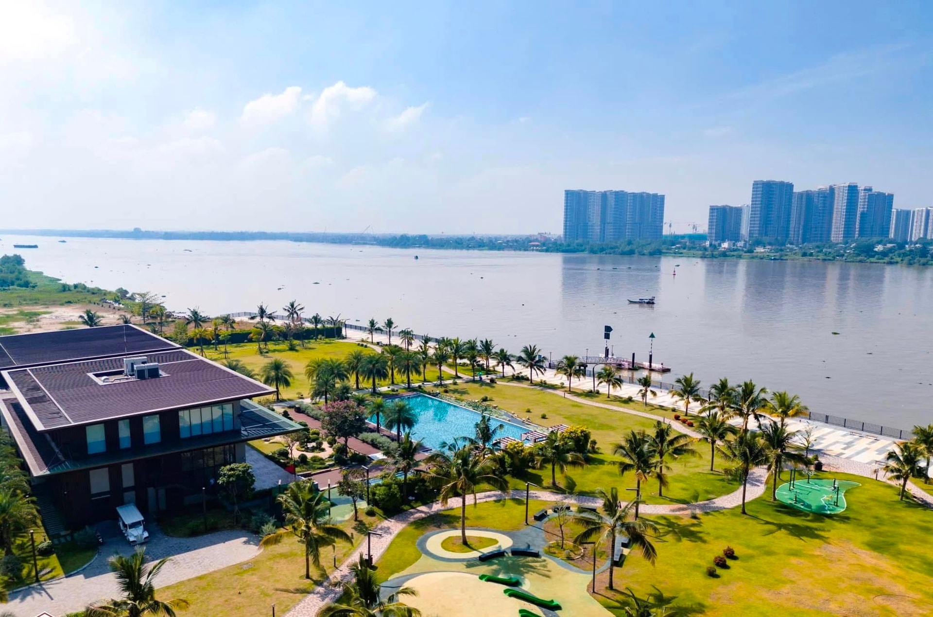 Bất động sản Bến Lức, Biên Hoà, Dĩ An... liên tục “gọi tên” người mua nhà, lộ lý do bất ngờ khu ven Tp.HCM “lật thế cờ” vào thời điểm cận Tết 
