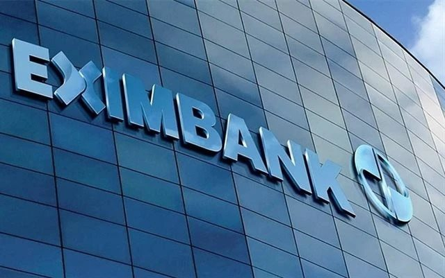 Tài chính tuần qua: Eximbank tiếp tục biến động mạnh ở thượng tầng, một ngân hàng khuyến nghị người dùng gỡ ngay một ứng dụng