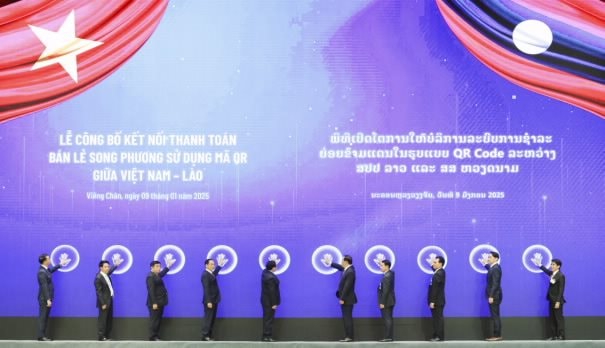  Chính thức kết nối thanh toán bán lẻ song phương sử dụng mã QR Việt Nam – Lào