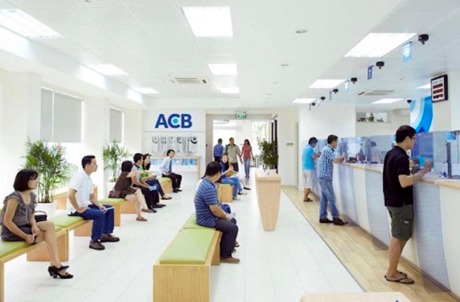 Lãi suất ngân hàng ACB mới nhất tháng 01/2025: Mức cao nhất dành cho tiền gửi online 12 tháng, lãi suất cho vay bình quân khoản vay mới là 6,46%/năm
