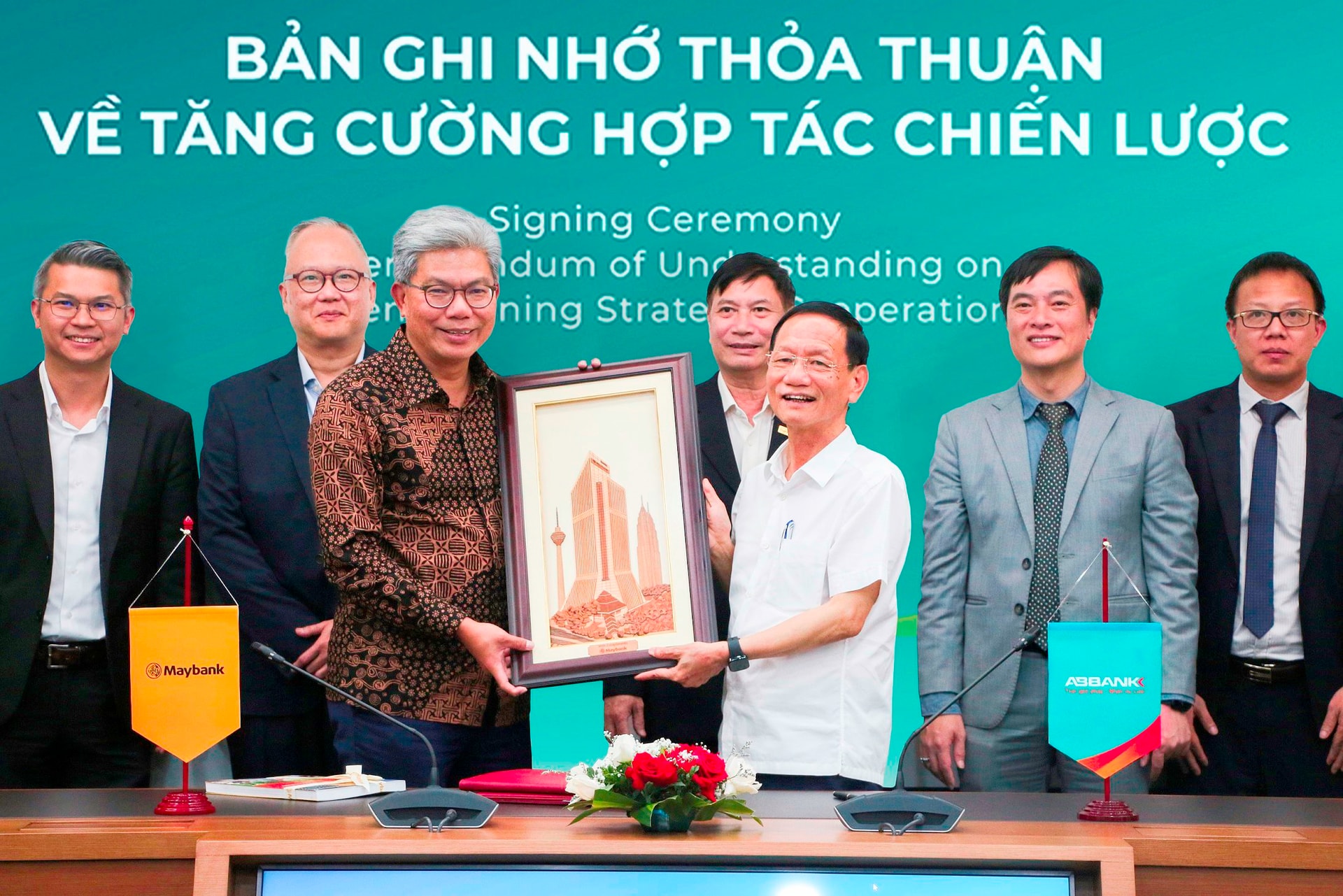 ABBANK thành lập uỷ ban chiến lược phát triển bền vững ESG với vai trò dẫn dắt của ông Vũ Văn Tiền