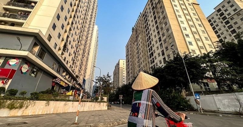 "Người thu nhập thấp nên tranh thủ mua nhà xa trung tâm khoảng 15-20km ở thời điểm hiện tại"