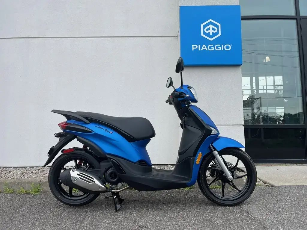 Hãng xe máy Ý Piaggio có kế hoạch đầu tư thêm 26 triệu Euro xây một xưởng sơn xe tại Việt Nam