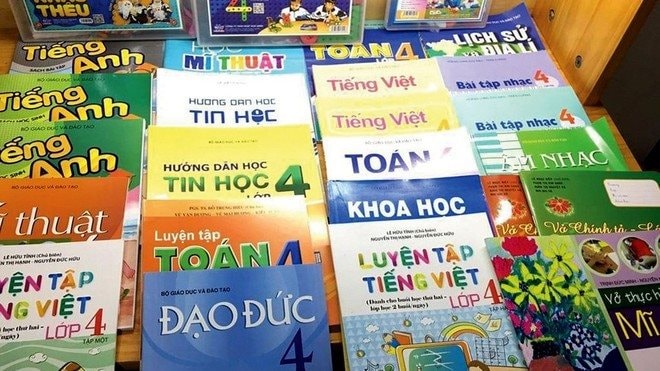 Một công ty in sách giáo khoa bị phạt gần 450 triệu đồng vì dính loạt vi phạm công bố thông tin