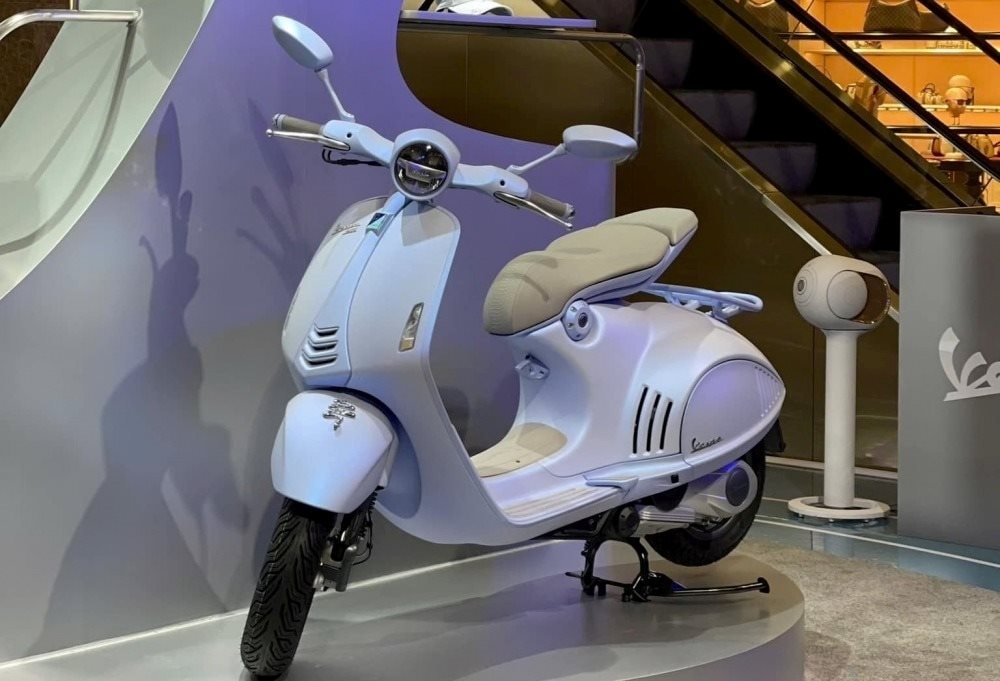 Piaggio trình làng mẫu xe Vespa "rắn" tại Việt Nam, giá gần nửa tỷ đồng