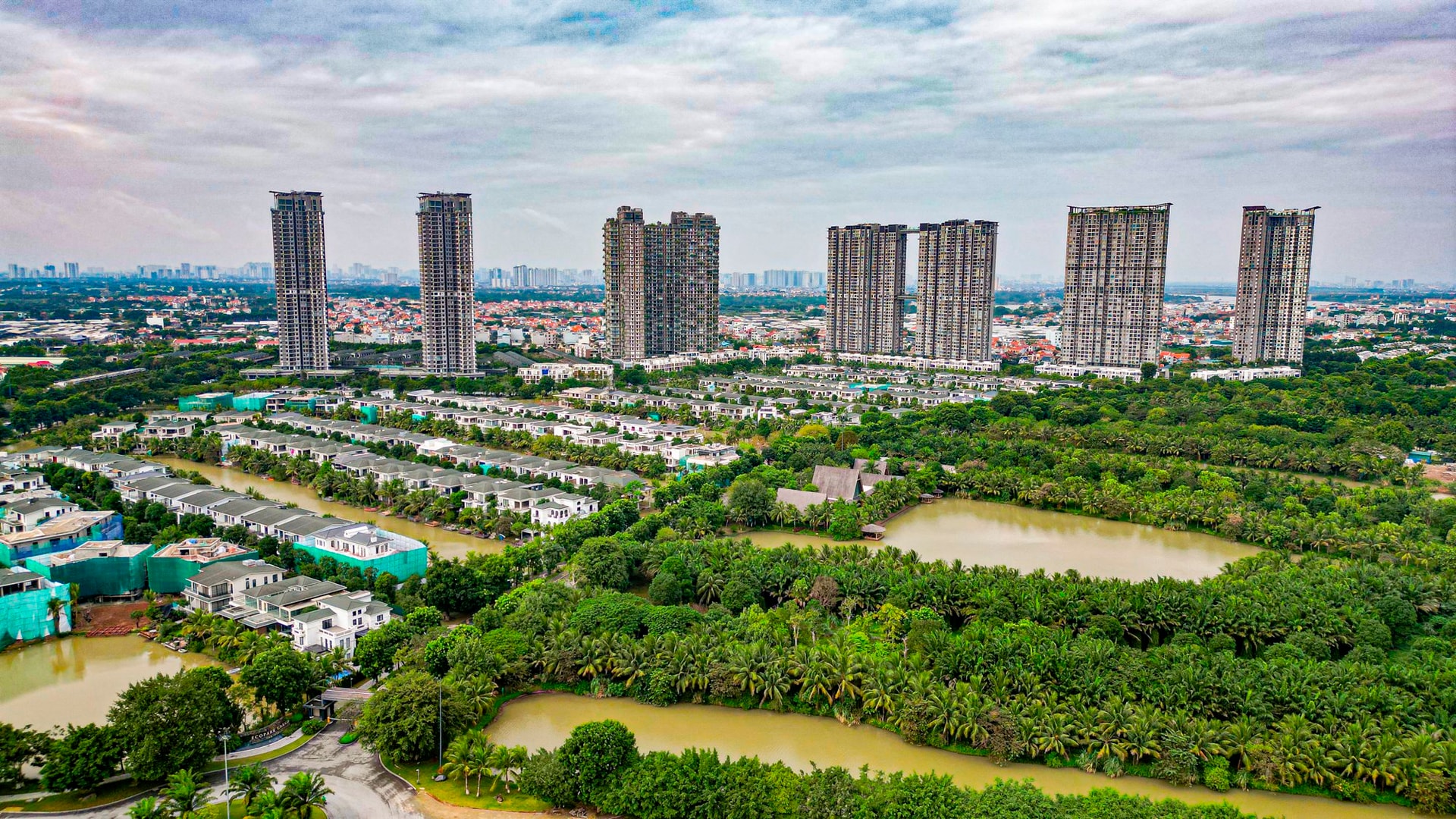 Huyện diện tích nhỏ sát Hà Nội, nhưng là điểm đến của loạt "ông lớn" Vinhomes, Ecopark...