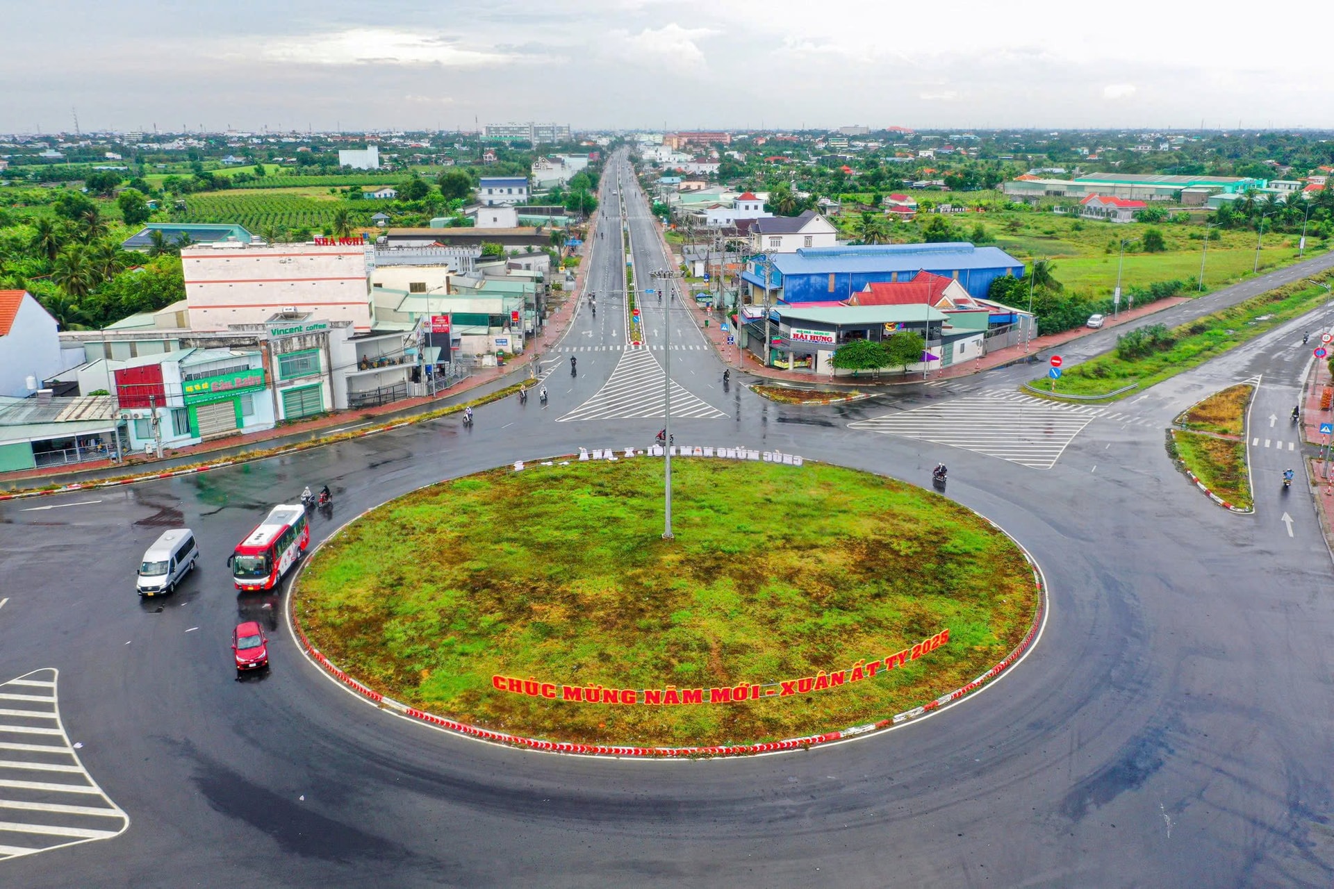 Long An đón tin vui: Chuẩn bị có thêm khu công nghiệp sinh thái đầu tiên trị giá 4.600 tỷ, quy mô 400 ha, là nơi phát triển các ngành công nghệ cao
