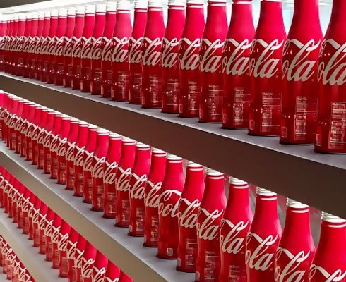 Coca-Cola bán gần 900 triệu lít, lãi hàng trăm tỷ
ở Việt Nam, là thị trường lớn thứ ba sau Trung Quốc và Mỹ