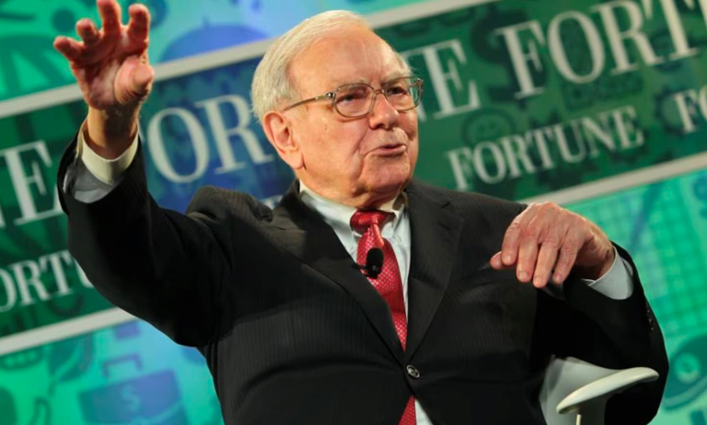 Warren Buffett tiết lộ 6 cổ phiếu hiếm hoi vừa được ông mua với 2,6 tỷ USD, giữa lúc 'ngại' triển khai khối tiền mặt 334 tỷ USD