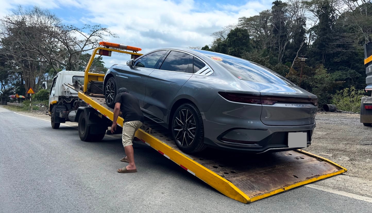 Mang chiếc xe điện Trung Quốc đi được 598 km/sạc leo Đà Lạt, chủ xe chia sẻ: "Trải nghiệm hãi hùng..."