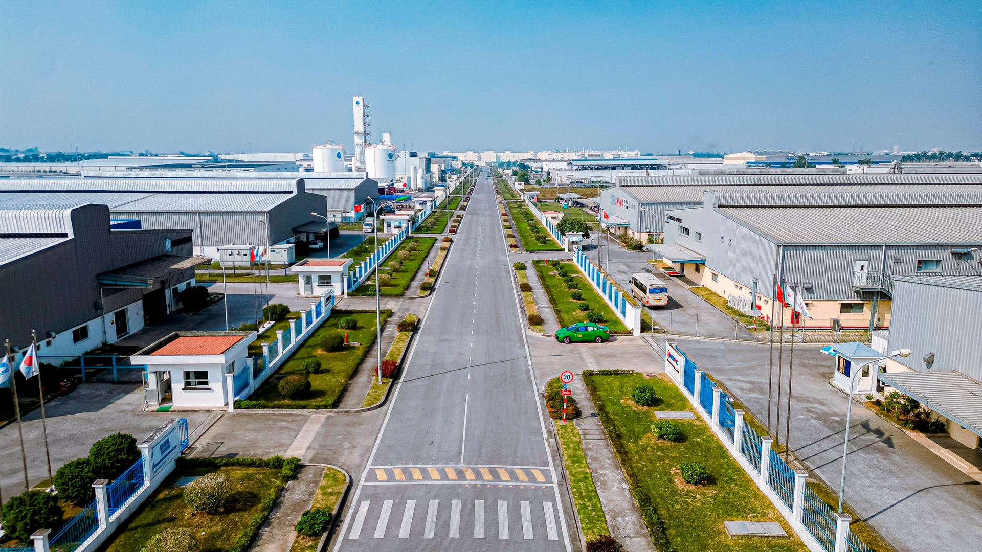 Mỹ áp thuế quan 46% với Việt Nam, bất động sản KCN đối mặt áp lực giảm giá thuê