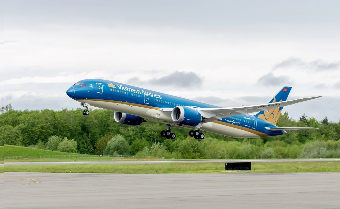 Cổ phiếu Vietnam Airlines bất ngờ "bay cao" trong phiên cuối tuần 4/4