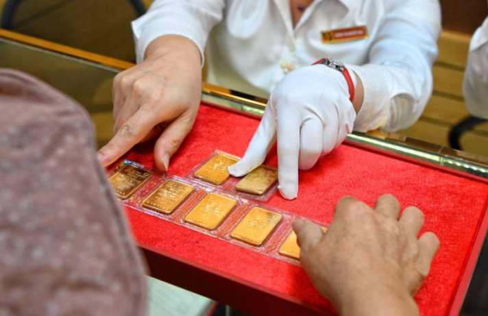 Giá vàng trong nước bật tăng, SJC tiến sát 119 triệu đồng/lượng