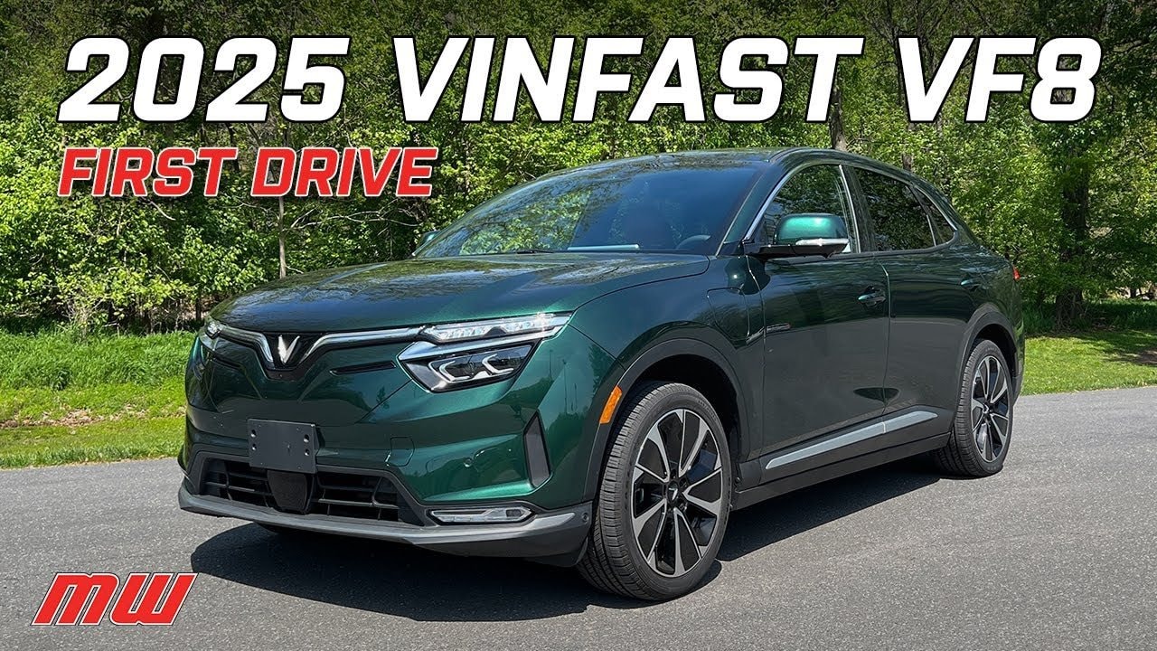 VinFast VF 8 đời mới nhất tới Mỹ, chuyên trang xe mượn lái thử: 3 điểm trọng yếu được đánh giá thế nào?