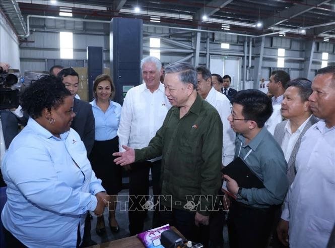 tong-bi-thu-cuba-.jpg