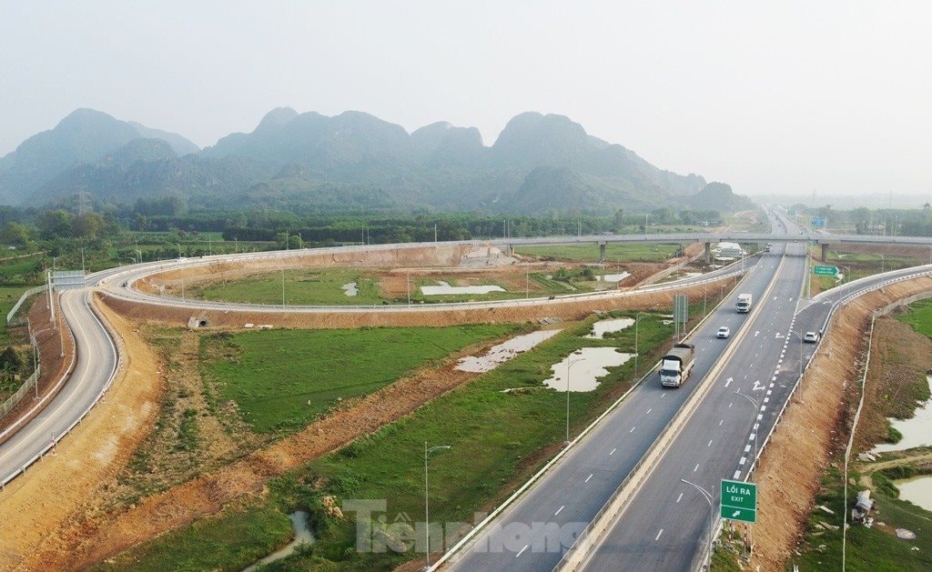 Sắp thu phí 5 tuyến cao tốc do nhà nước đầu tư