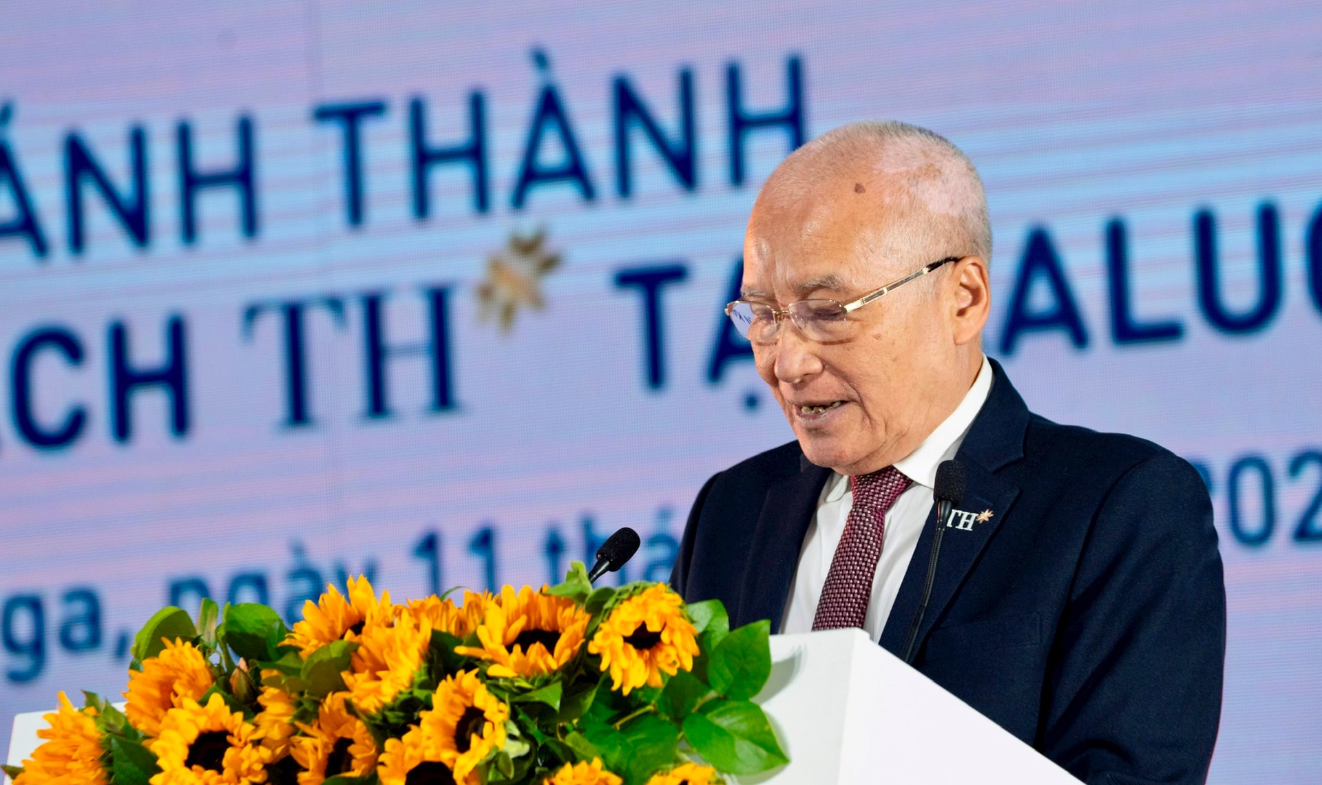 ong-ngo-minh-hai.jpg