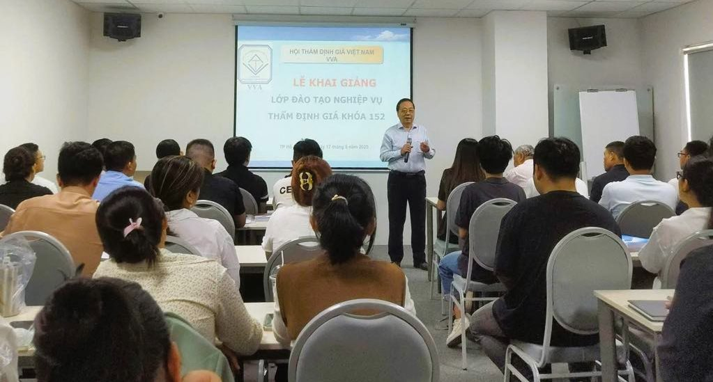 Khai giảng khóa đào tạo nghiệp vụ thẩm định giá K152