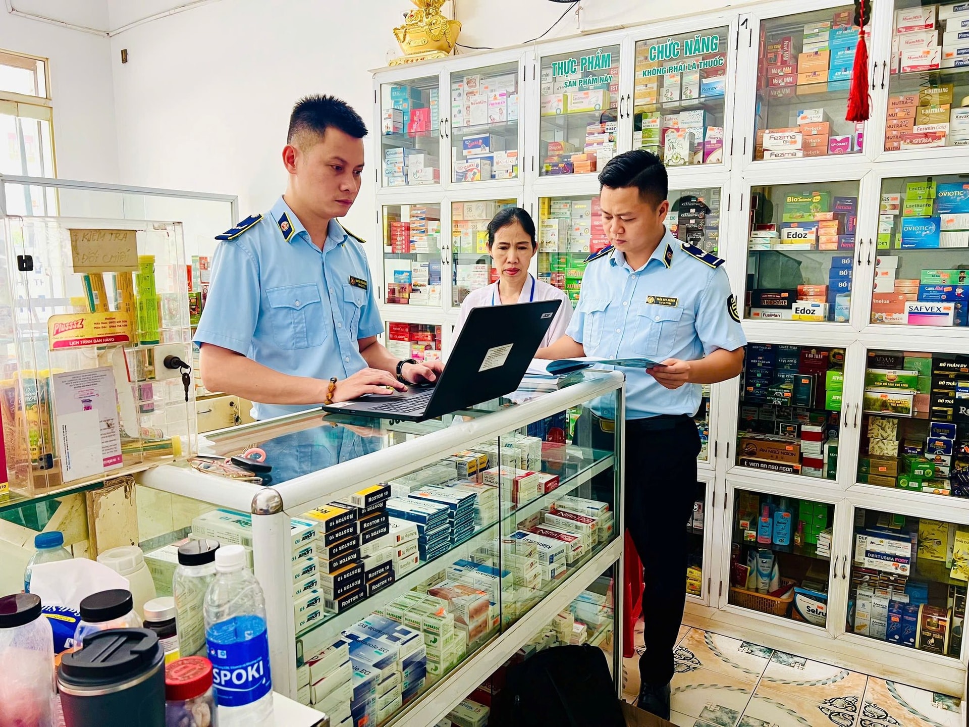 Việt Nam đang sở hữu một thị trường 2 tỷ USD, nhưng người dân cần cẩn trọng trước nguy cơ hàng giả