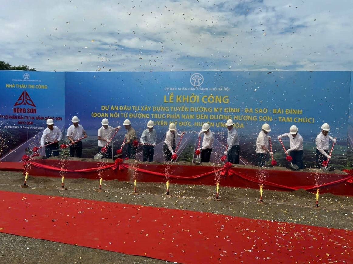 Đầu tư Hạ tầng Đông Sơn lên kế hoạch doanh thu 2025 xấp xỉ 700 tỷ đồng, trúng gói thầu giao thông nghìn tỷ tại Hà Nội