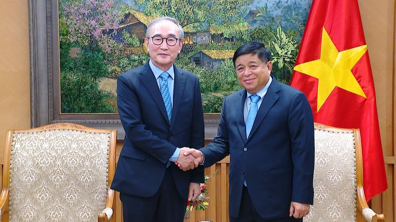 'Ông lớn' hàng đầu Hàn Quốc về viễn thông 'ngỏ ý' xây dựng Trung tâm Phát triển Toàn cầu ngay tại Việt Nam, đề xuất hợp tác với Tập đoàn Viettel