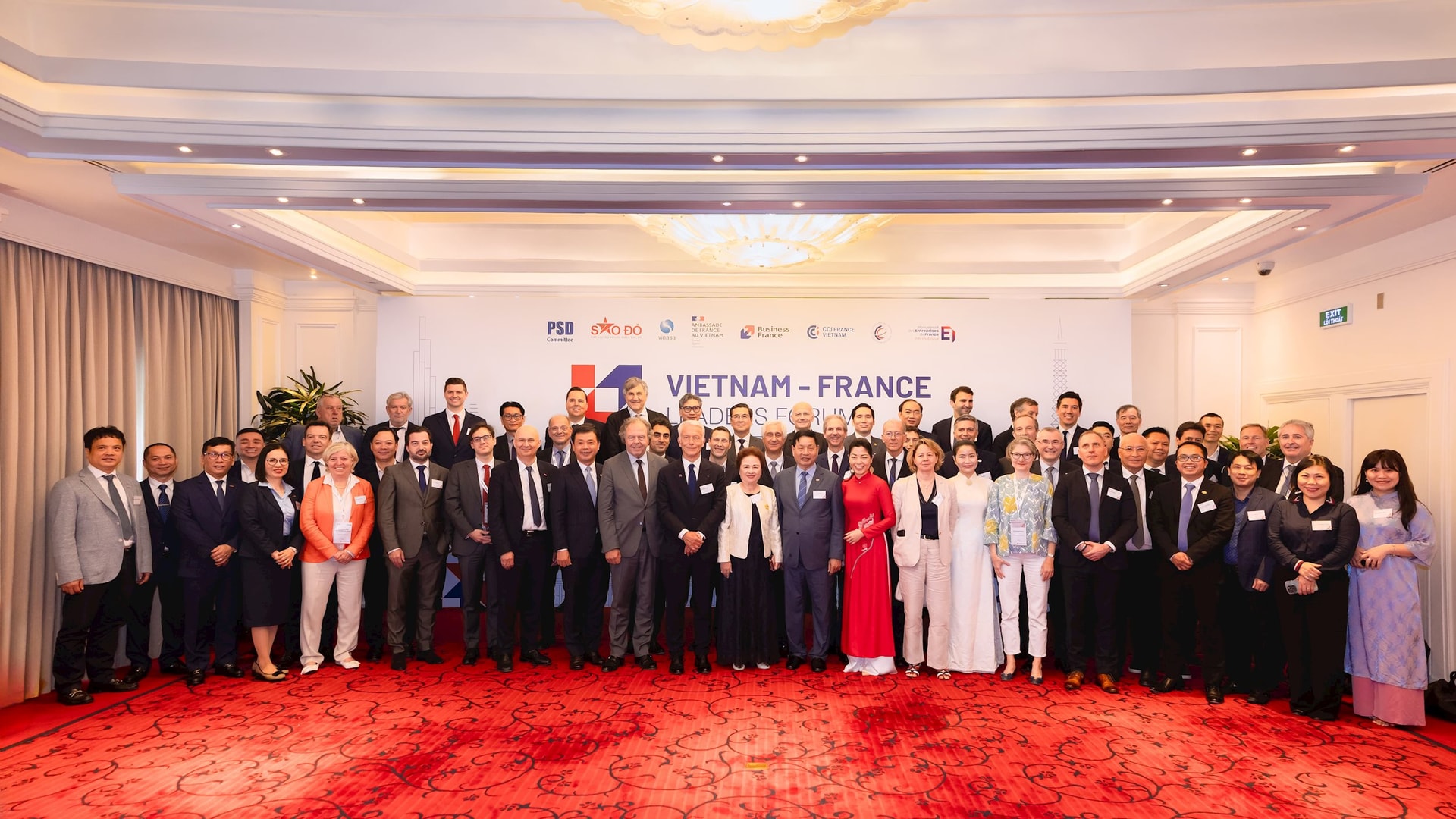 Chủ tịch FPT Trương Gia Bình đề xuất chiến lược “đồng hiện diện” với các doanh nghiệp Pháp