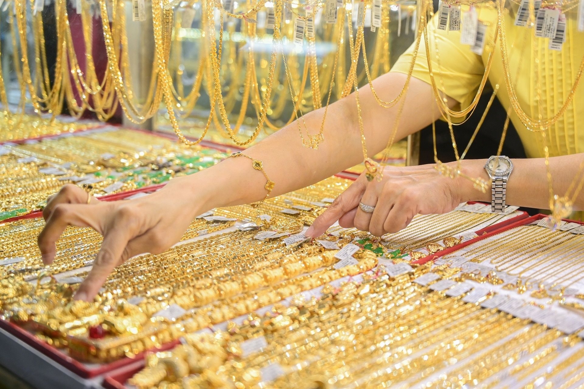 Cuối ngày 28/5, giá vàng nhẫn, vàng SJC quay đầu tăng trở lại