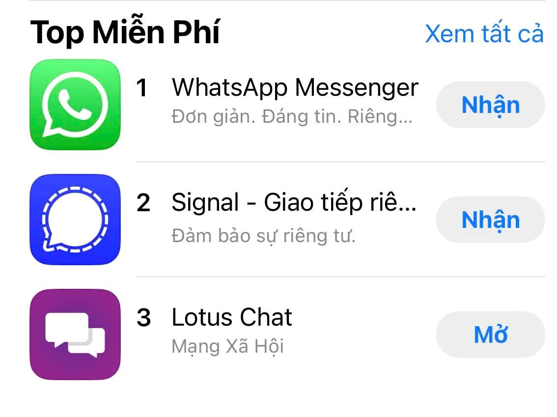 lotus-chat-3(1).jpg