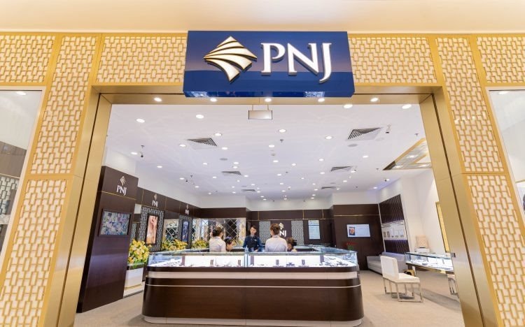 Cổ phiếu PNJ giảm sâu sau kết luận thanh tra vàng của Ngân hàng Nhà nước