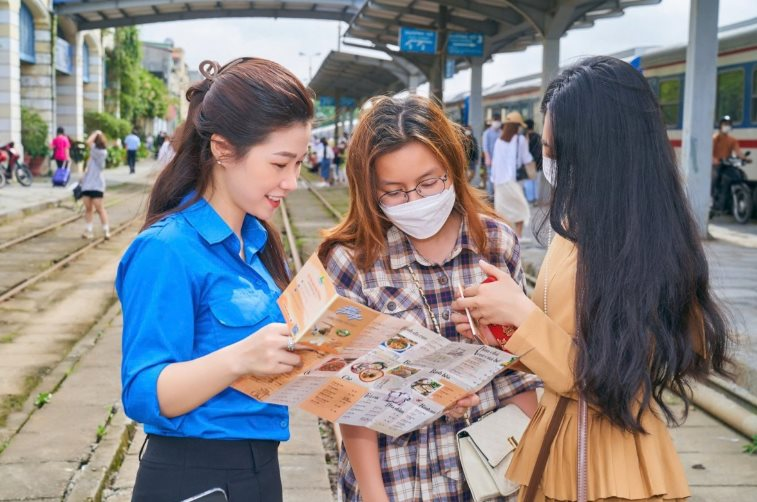 CTCP Vận tải Đường sắt giảm giá vé, hỗ trợ học sinh đi thi và nhập học năm 2025