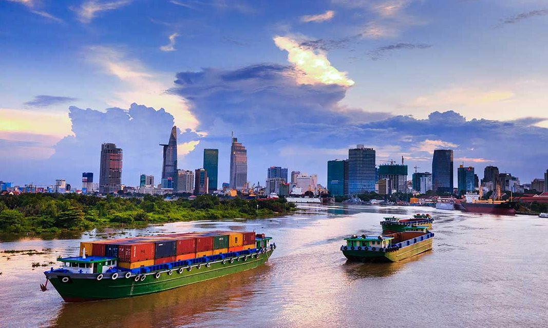 Hiện đại hóa quản lý vận tải thủy, giảm gánh nặng cho doanh nghiệp