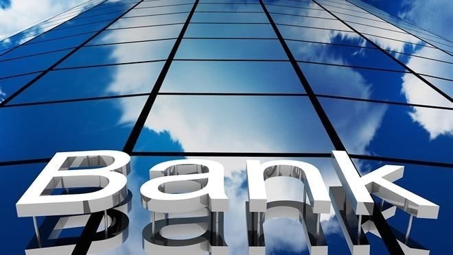 Tài chính tuần qua: LPBank cho nhân viên nghỉ từ 15h chiều thứ 6, Việt Phương Group giảm tỷ lệ sở hữu tại VietABank