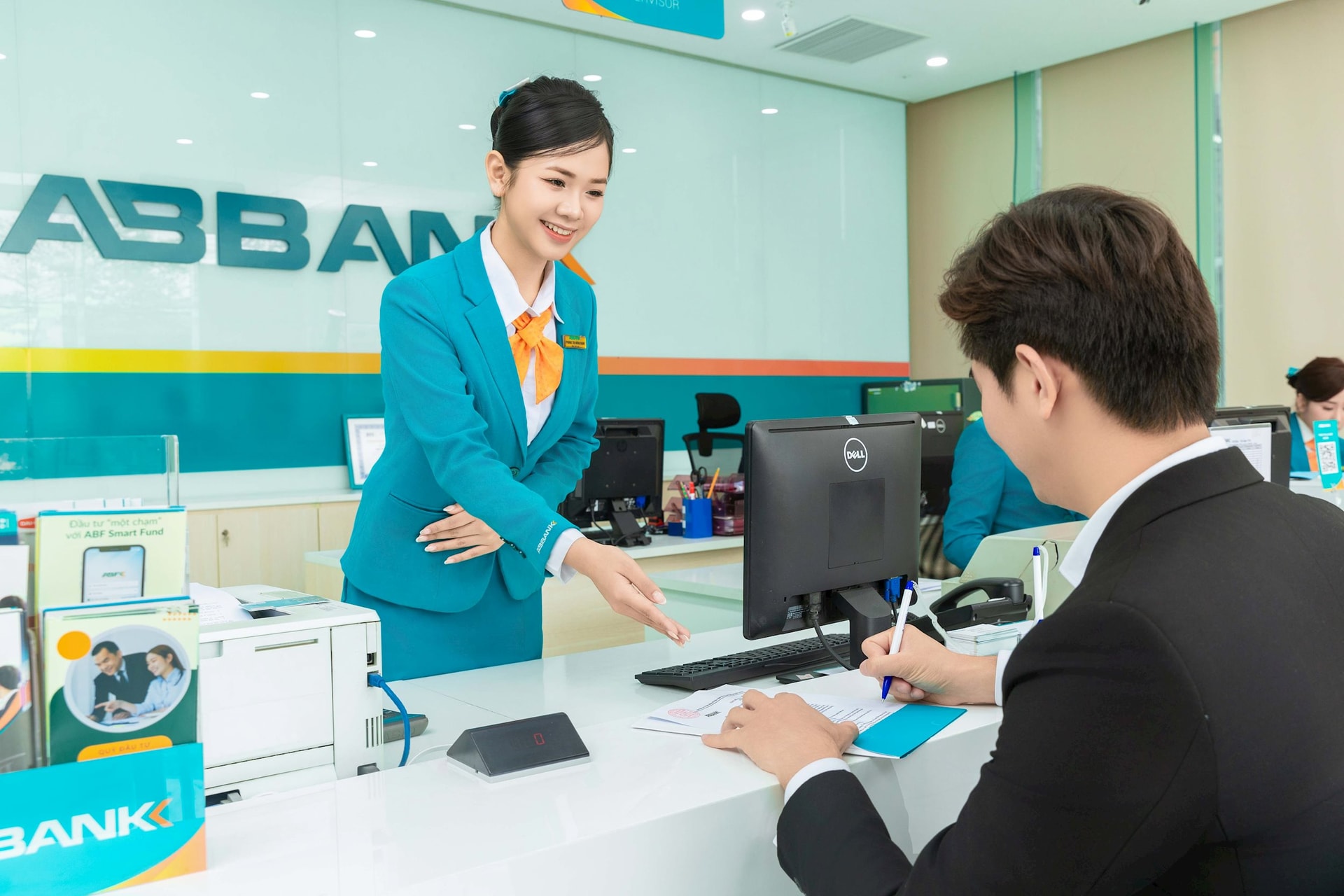 5-thang-dau-nam-2025-abbank-ghi-nhan-dat-gan-1.500-ty-dong-loi-nhuan-truoc-thue.jpg