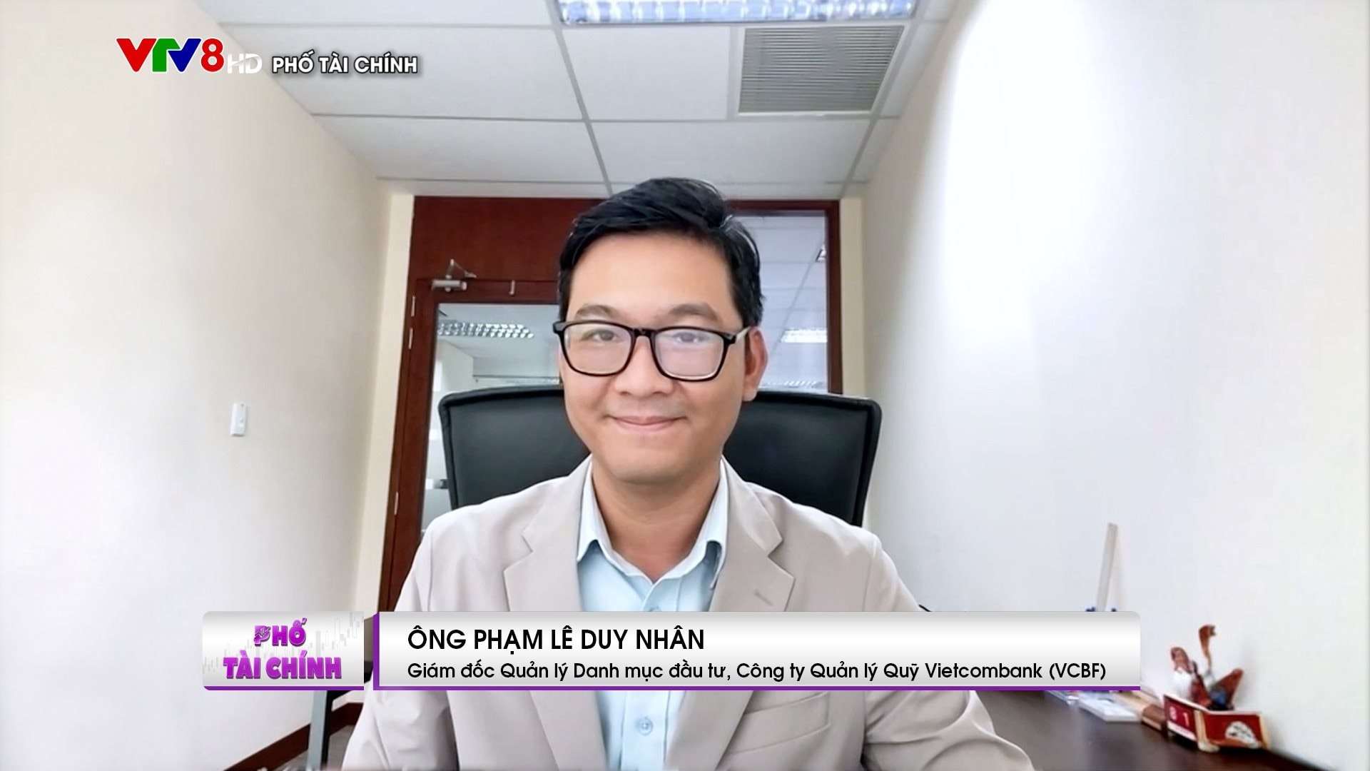 Dòng tiền dồi dào, vì sao thị trường vẫn chưa bứt phá?