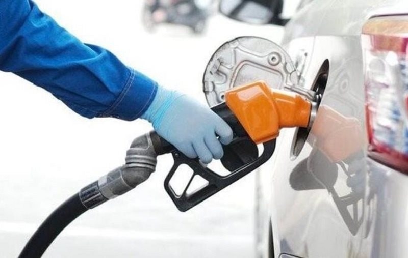 Giá xăng lên sát 20.000 đồng/lít từ 15 giờ chiều nay

