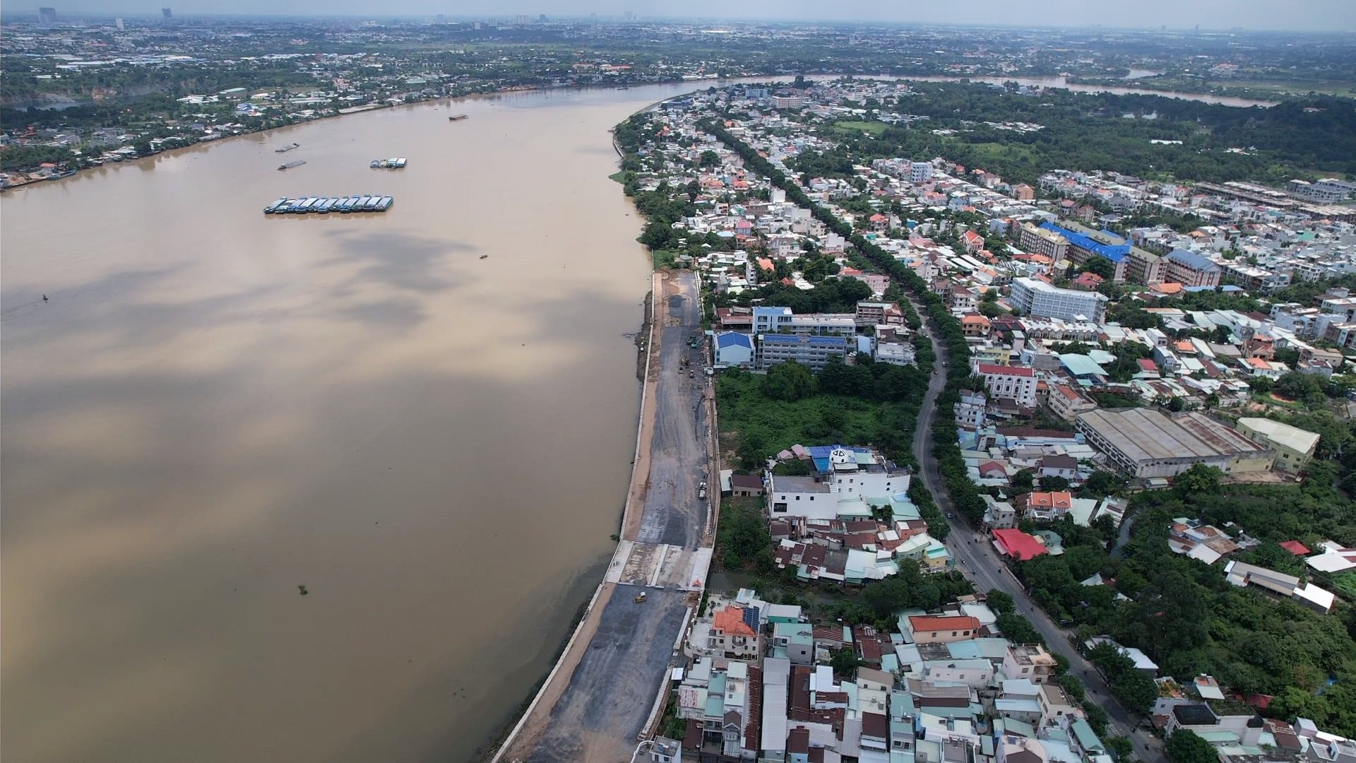 Loạt đô thị giáp ranh TP HCM đang chạy đua điều chỉnh quy hoạch
