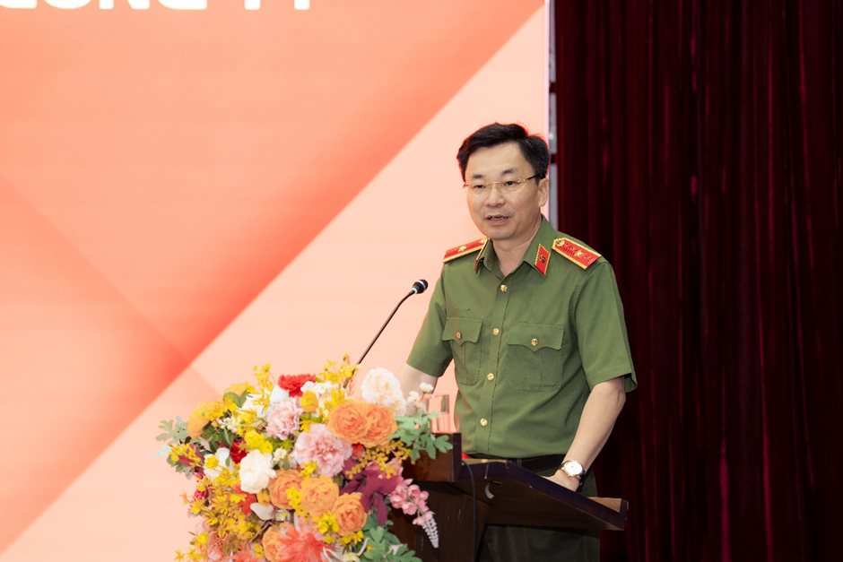 Thiếu tướng Trương Sơn Lâm chính thức nhận nhiệm vụ Chủ tịch Hội đồng thành viên Tổng công ty Viễn thông MobiFone