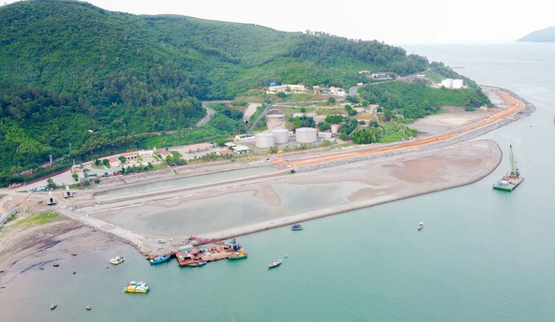 Thành lập Khu thương mại tự do Đà Nẵng