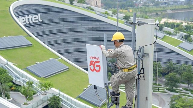 Một công ty "họ" Viettel thu hơn 36 tỷ mỗi ngày
