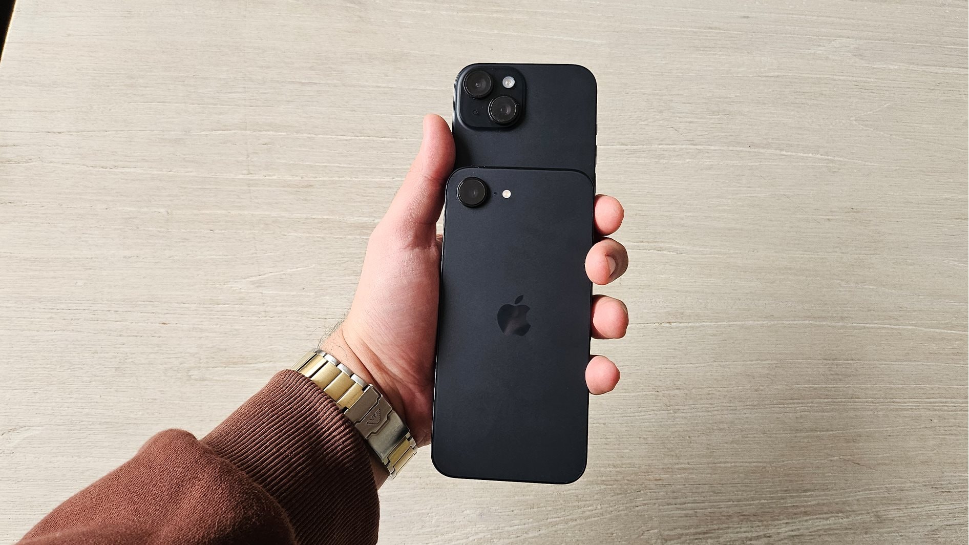 Cây bút công nghệ: "Tôi cứ nghĩ iPhone 15 là rẻ và tốt nhất rồi cho đến khi dùng mẫu máy này"