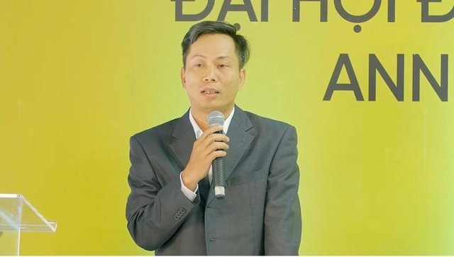Tổng Giám đốc Bách Hoá Xanh đã bán ra gần 95.000 cổ phiếu Thế giới Di động